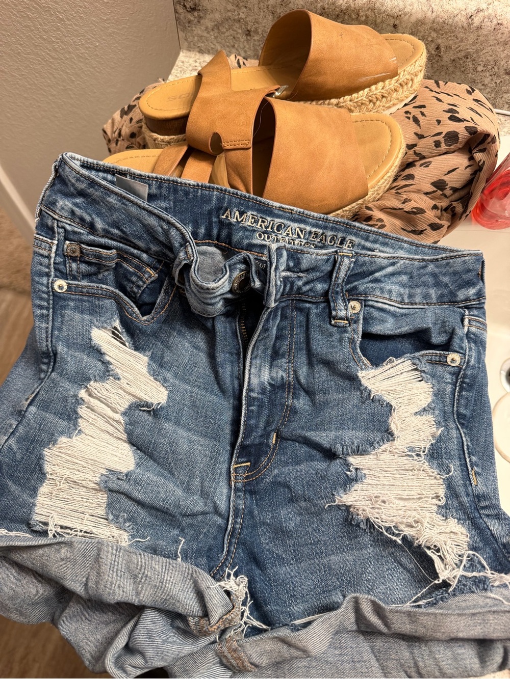 American Eagle Outfitters Women's Distressed Denim Shorts - Light Blue